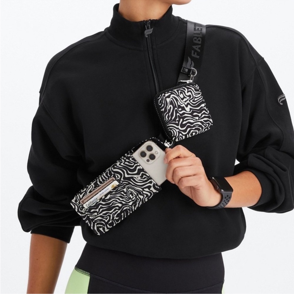 Fabletics Modular Crossbody Clip Bag Mini Marbled Zebra